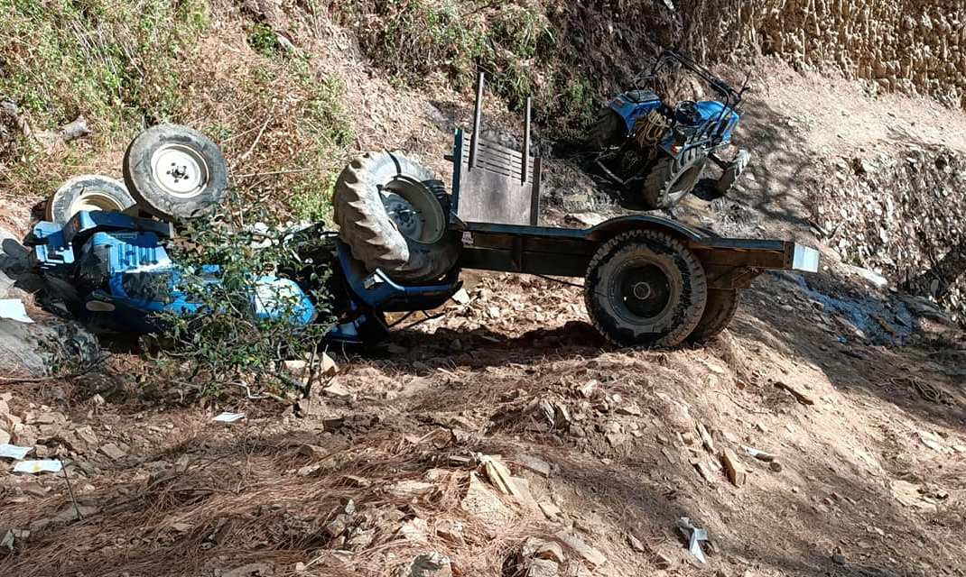 डडेल्धुरामा ट्याक्टरबाट खसेर एक जनाको मृत्यु